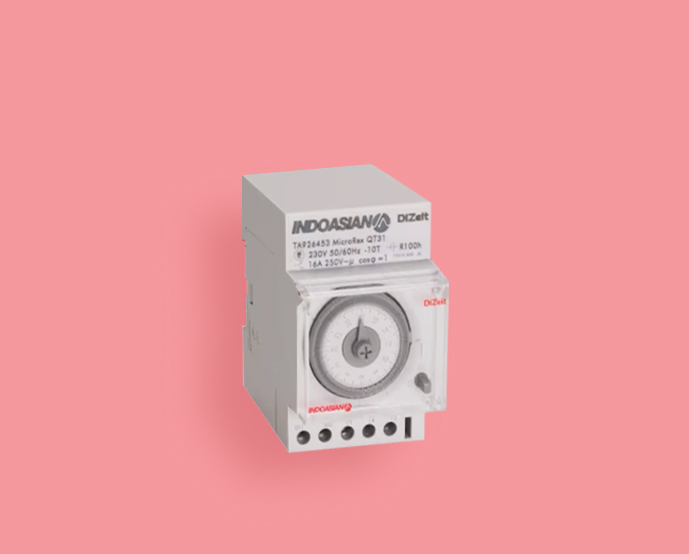 Analogue or digital time switches with IP 54 degrees of protection